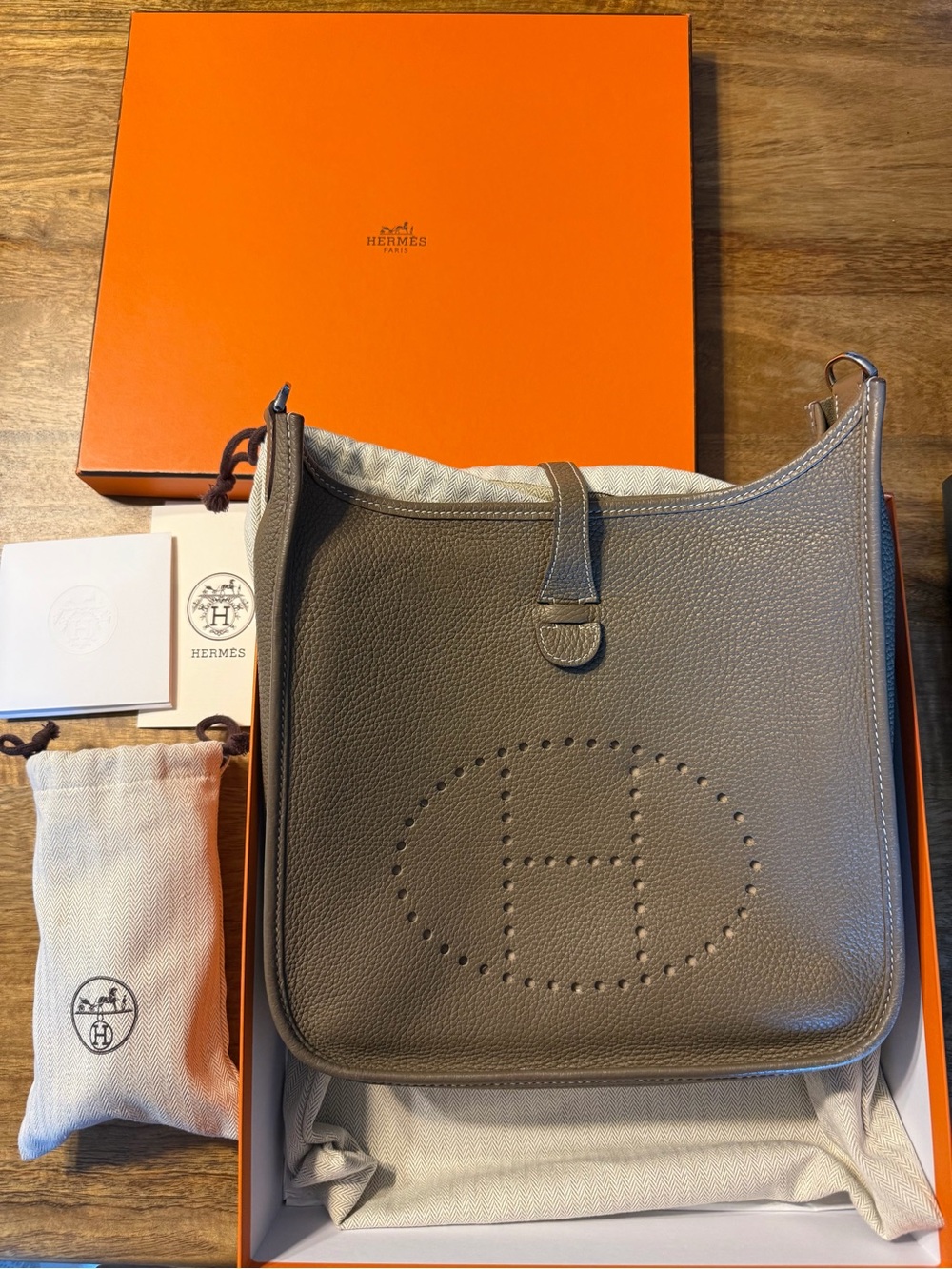Hermès Evelyne 29 III in Etoupe Clemence with Palladium hardwear